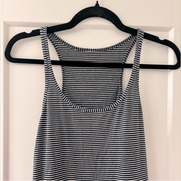 Lululemon Athletica Refresh Maxi Dress Hyper Stripe. Size M - Picture 6 of 9